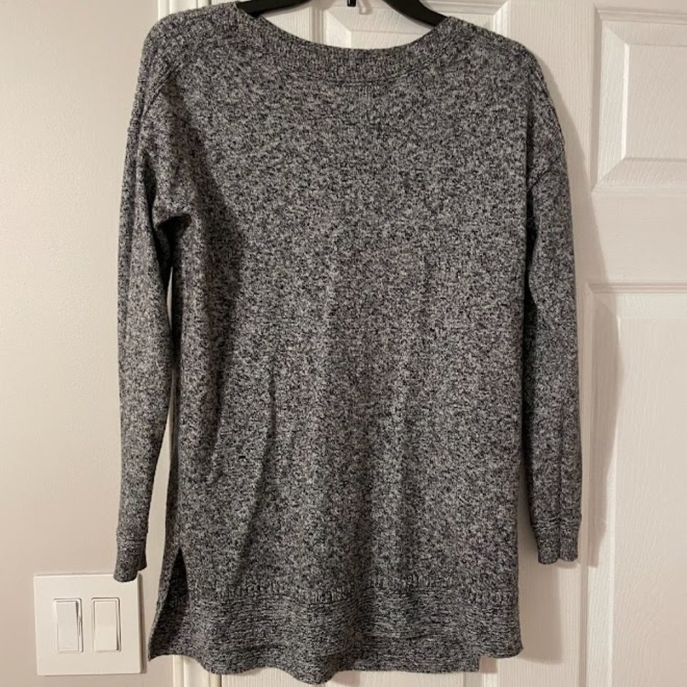 Old Navy Sweater
